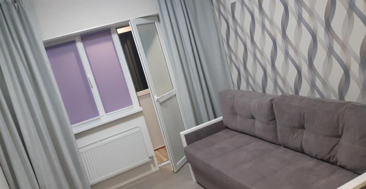 Apart. studio near stadium Metalist Charkiv Esterno foto